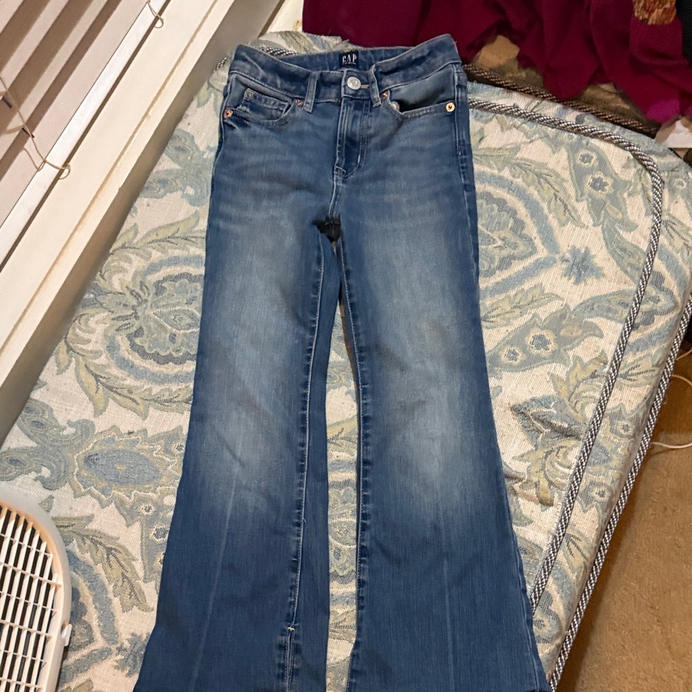 GAP Blue Flare Jeans - Classic Medium Blue size 7 Youth.